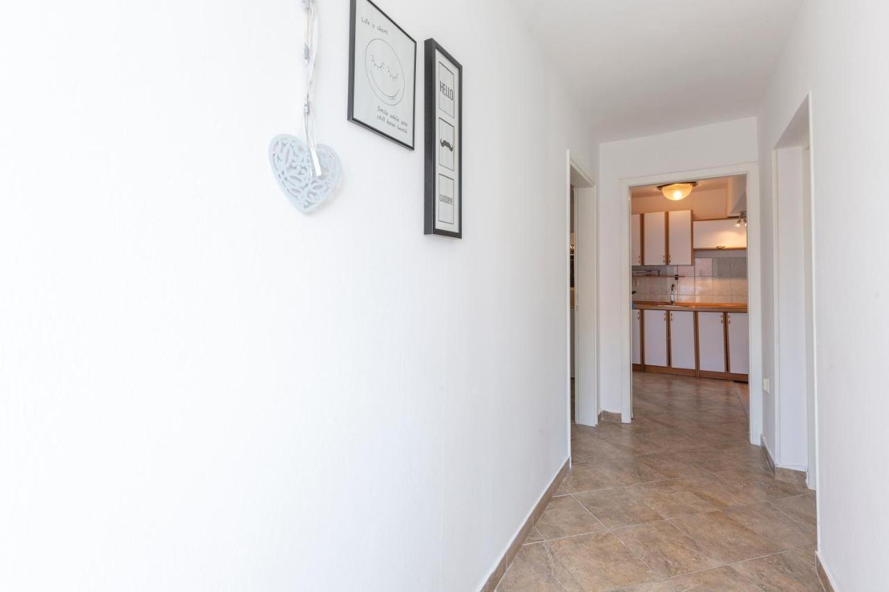 Apartmani Luky Karlobag Extérieur photo