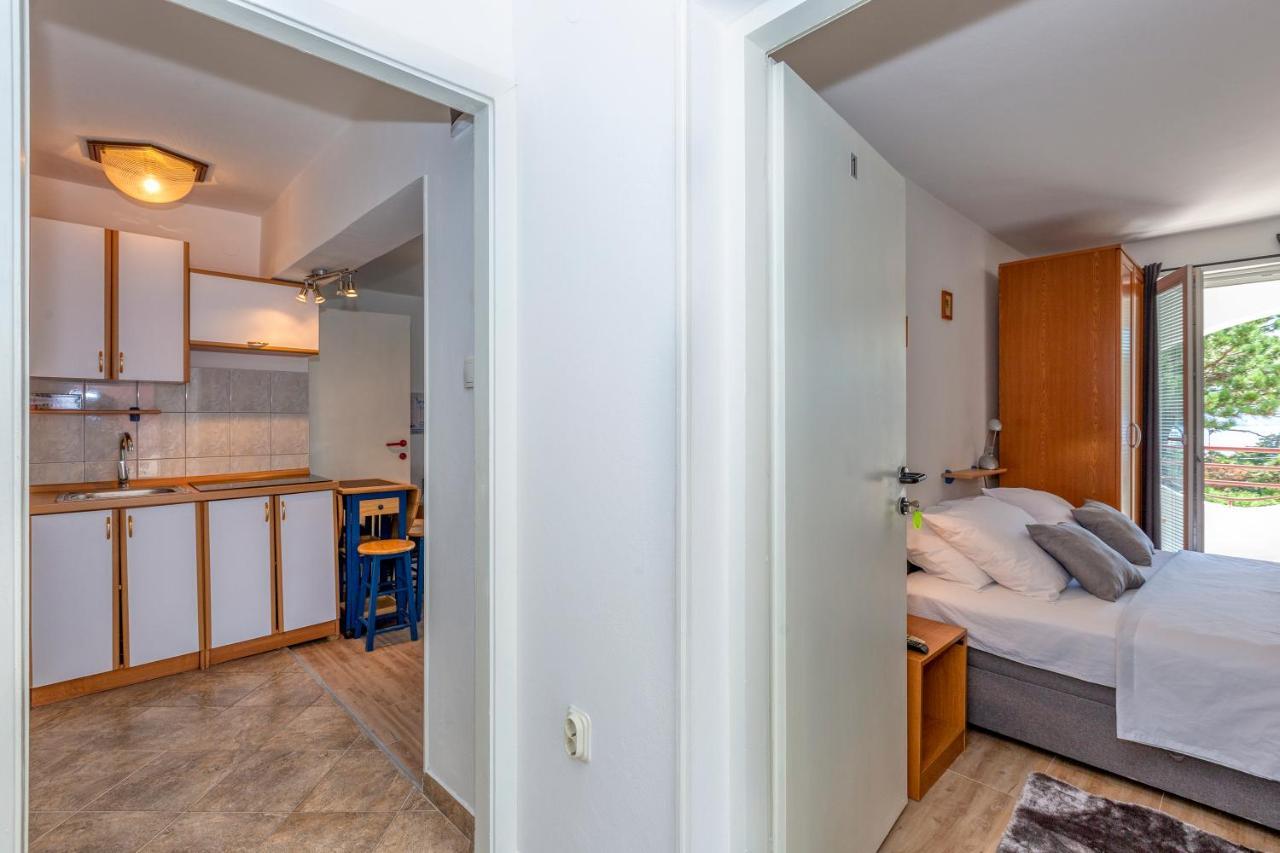 Apartmani Luky Karlobag Extérieur photo