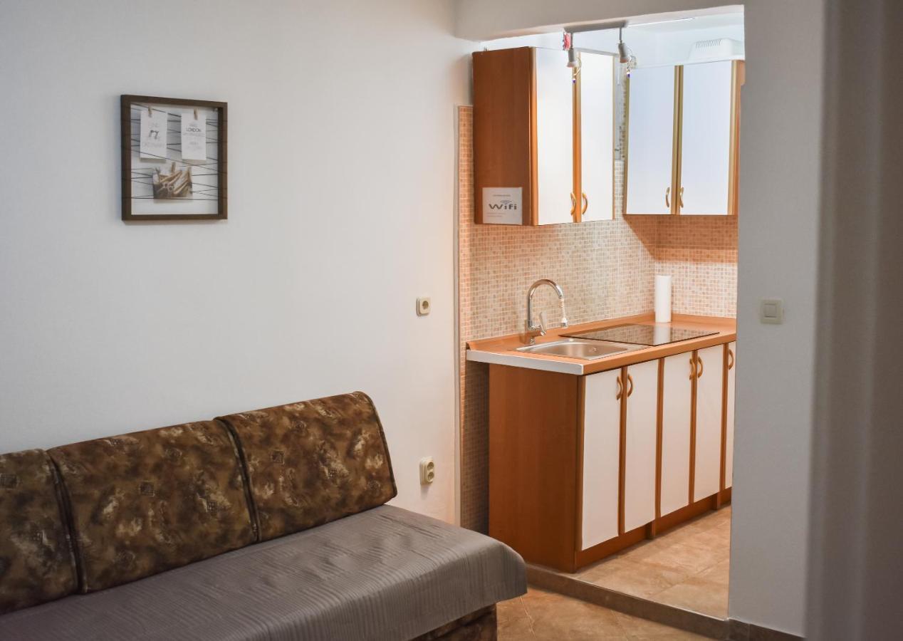 Apartmani Luky Karlobag Extérieur photo