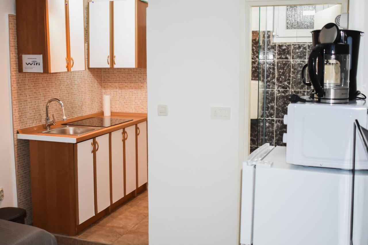 Apartmani Luky Karlobag Extérieur photo