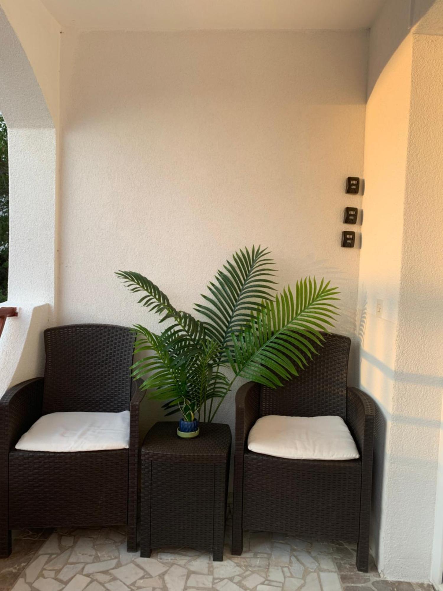 Apartmani Luky Karlobag Extérieur photo